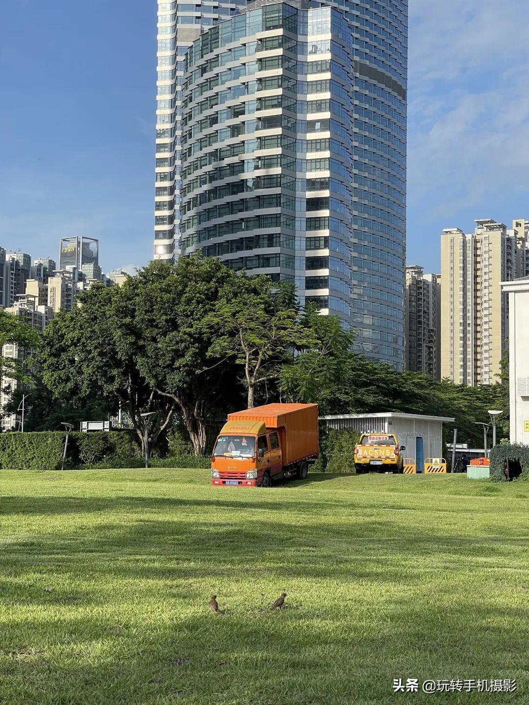 不会调色？这4款夏日绿调让你出圈